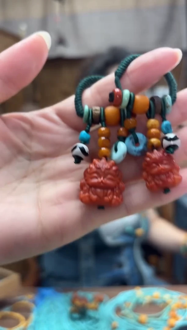 南红玛瑙未镶嵌颈饰 多样性发一件设计款 九尾提溜