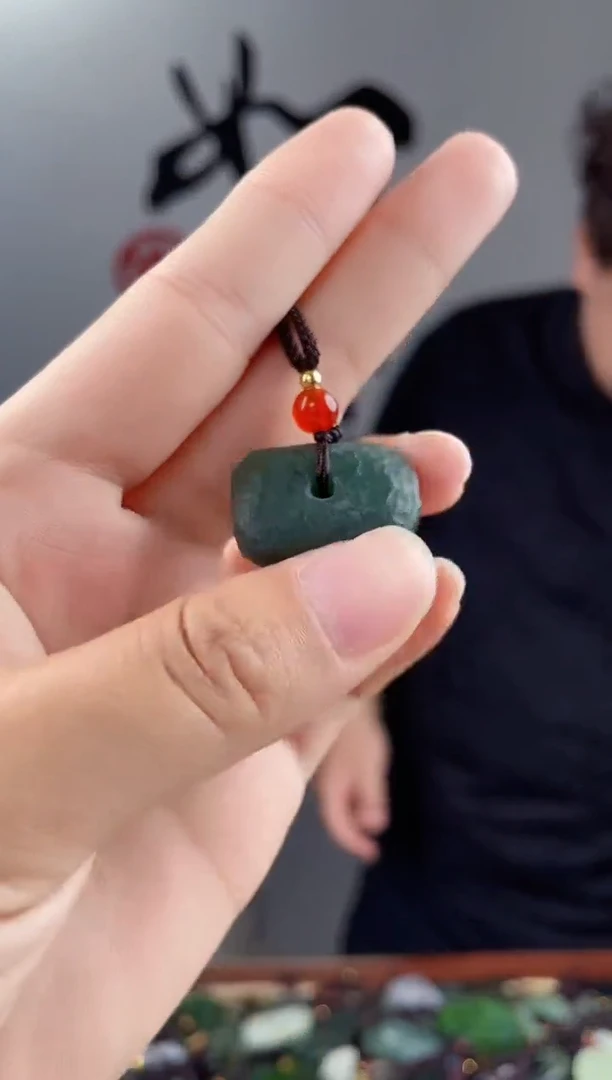 和田玉未镶嵌颈饰拍一发一，多样性发货