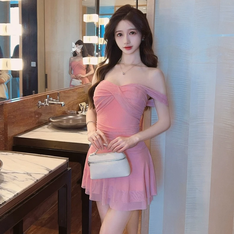 性感低胸辣妹网纱褶皱背带连衣裙女夜总店名媛气质收腰包臀短裙