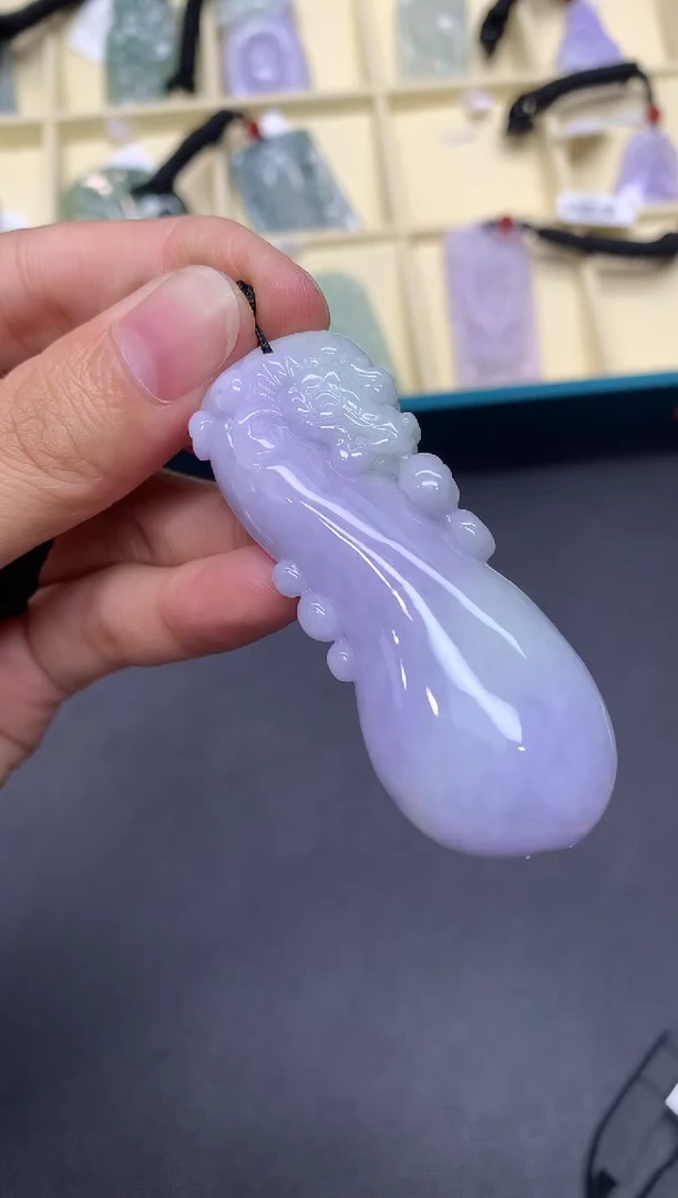 翡翠未镶嵌吊坠(不含链)福瓜【无服务费】