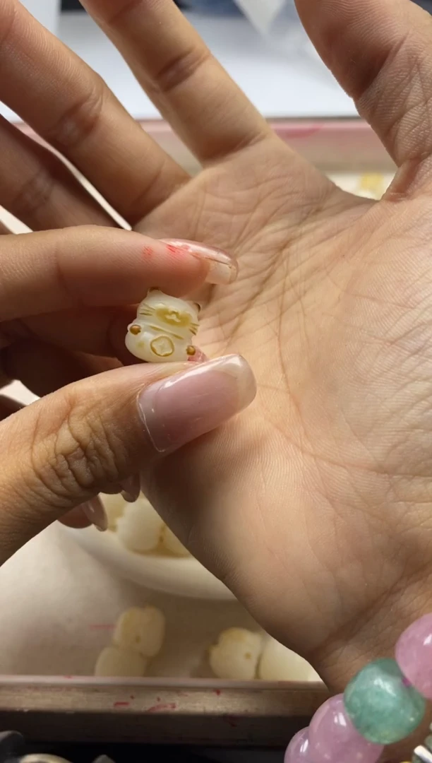 【闪购商品】檀香木无事牌w700白*玉菩*提猫*6颗