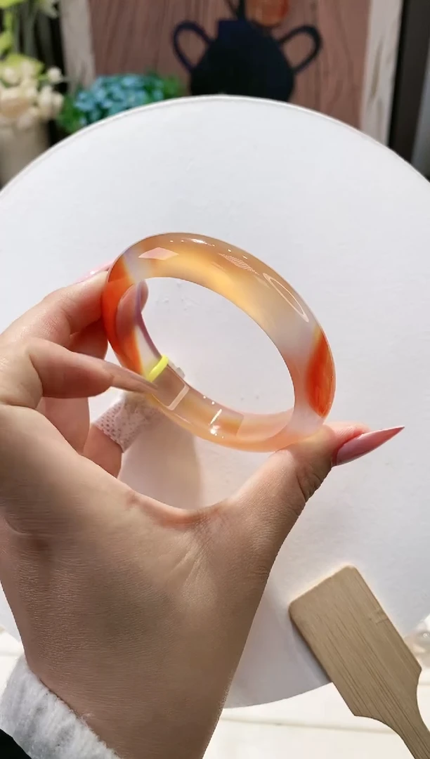 手镯玛瑙/玉髓未镶嵌76-58.9