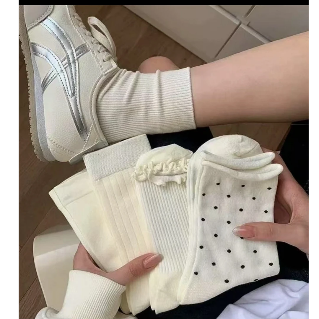 奶油女生搭配奶油纯骑行通勤中筒袜SW-T17