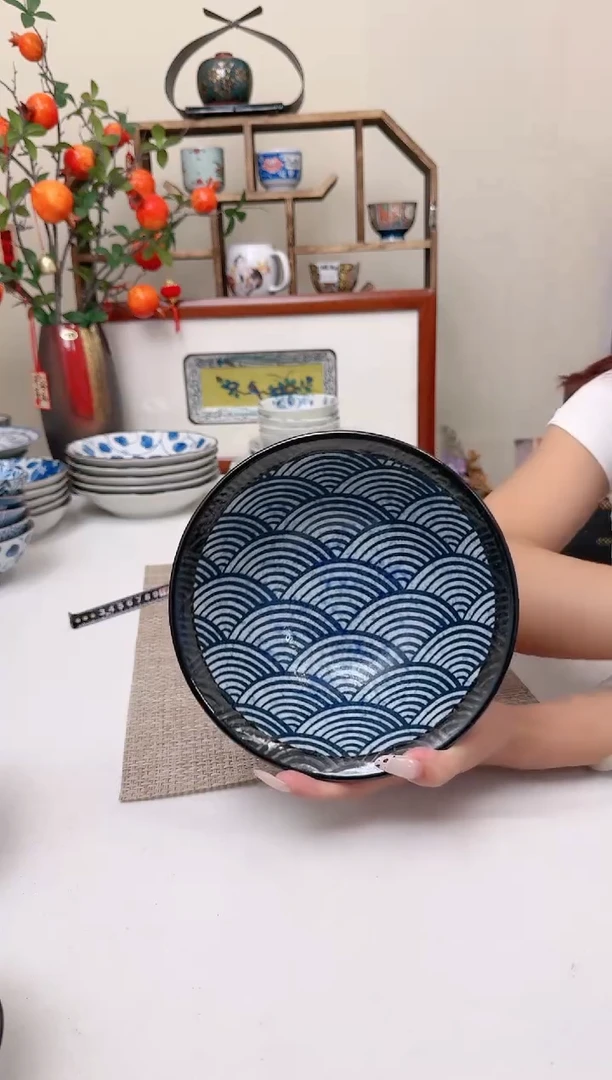 瓷海波纹7.5英寸拉面碗 IS-14
