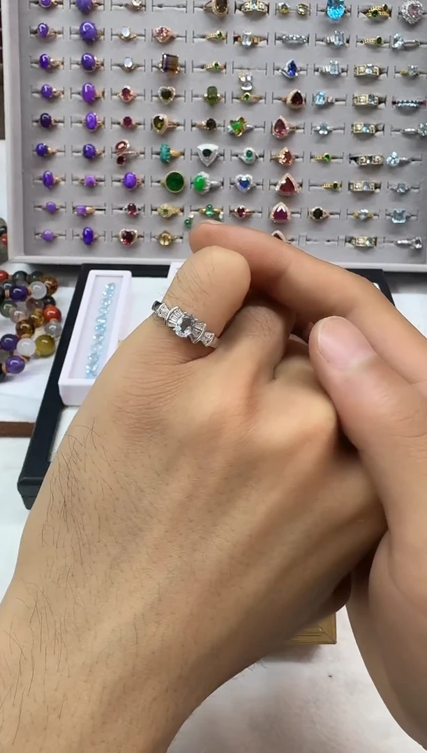 银S925镶嵌戒圈海蓝宝石1226m013多样性发其一