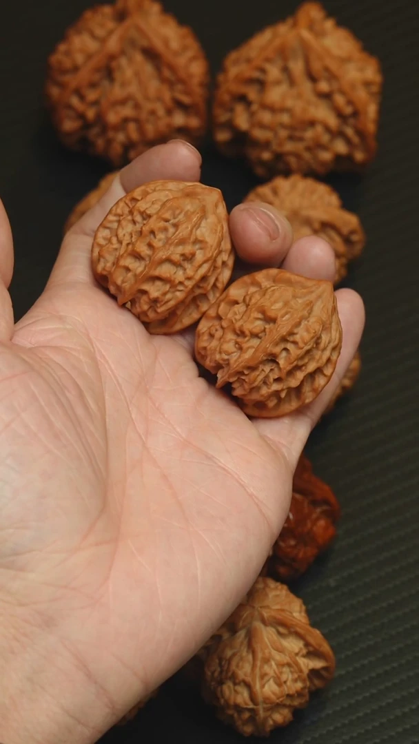 吊坠文玩核桃37.5 曹大龙高克重