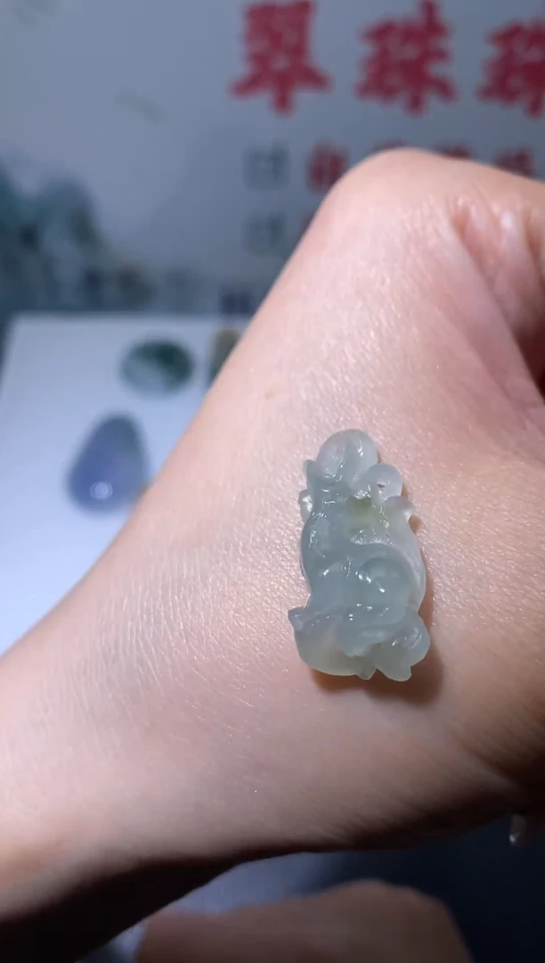 定制翡翠未镶嵌毛货翡翠~