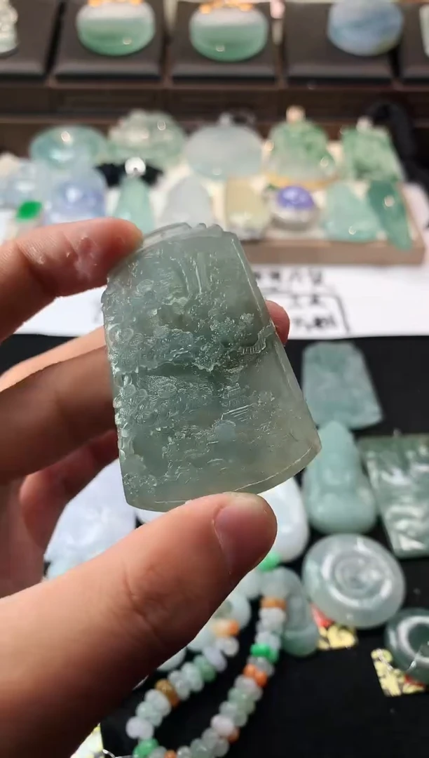 未镶嵌定制翡翠肖*娜  4069毛货不退不换