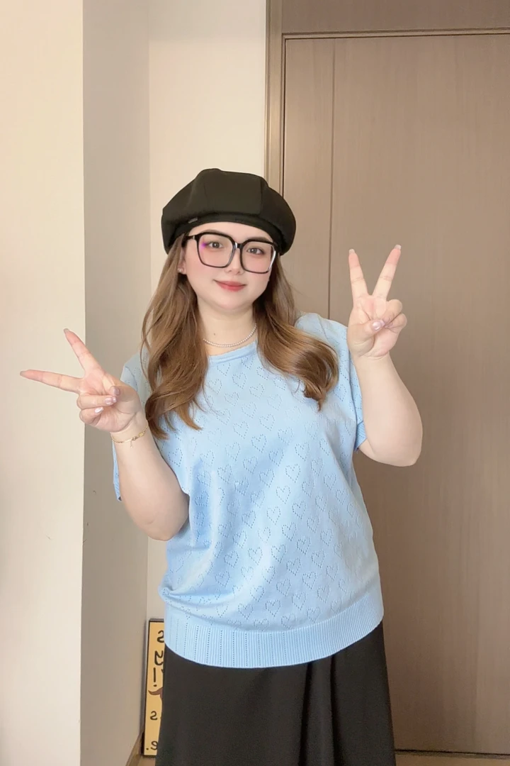 大码设计感镂空薄款短袖针织衫夏季正肩圆领显瘦百搭短上衣#2510