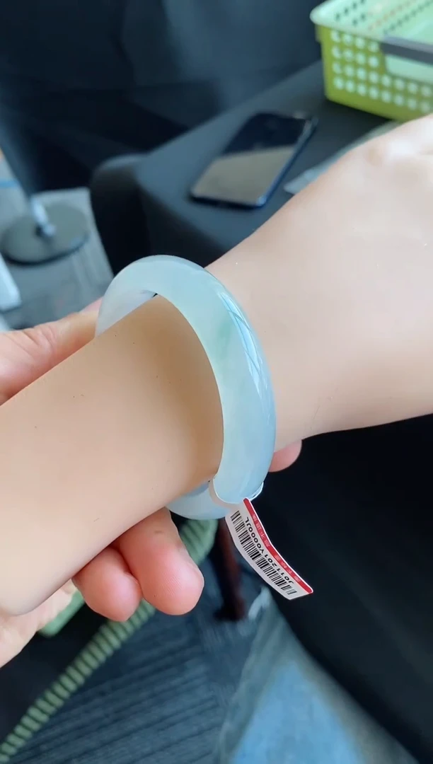 【闪购商品】翡翠手镯未镶嵌30号53.5*13.2*8.5正圈