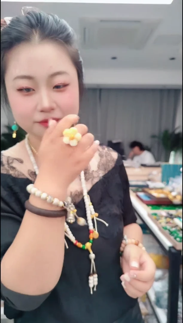 无非金属0305小花花戒指