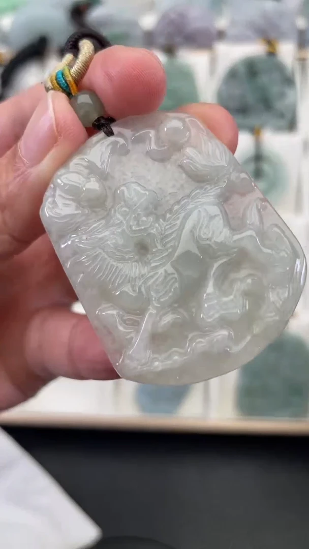 颈饰未镶嵌翡翠天然缅甸翡翠A货424