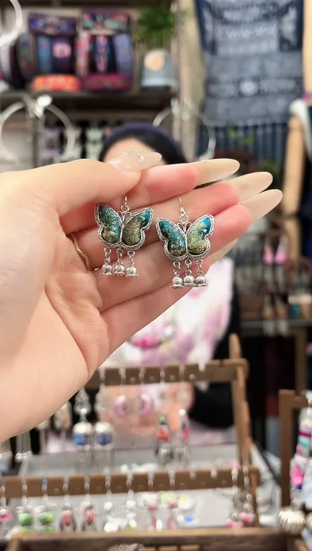 织绣民族风非遗老绣饰品648