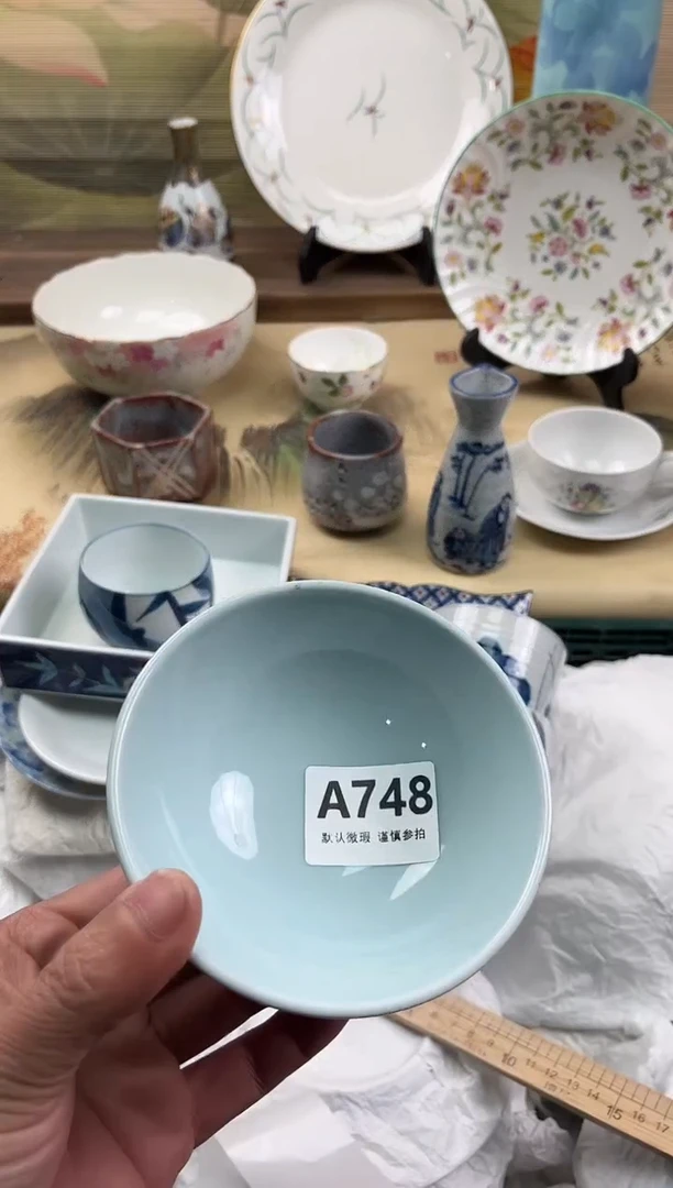 瓷片兔*748