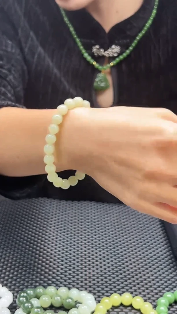 未镶嵌手串和田玉卡8m晴水手串（多样性发货）