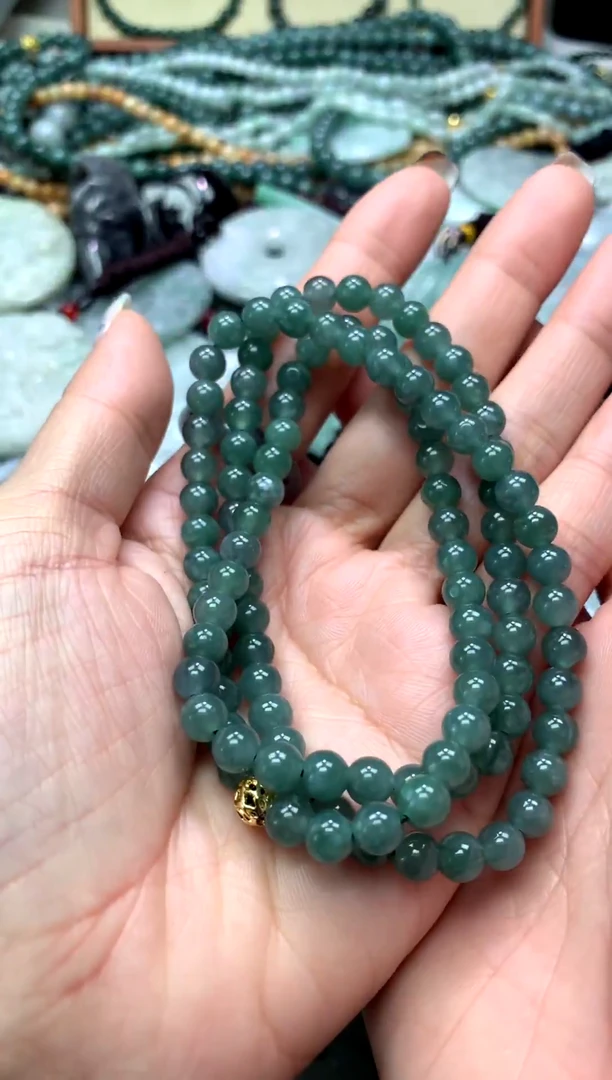 颈饰未镶嵌翡翠1