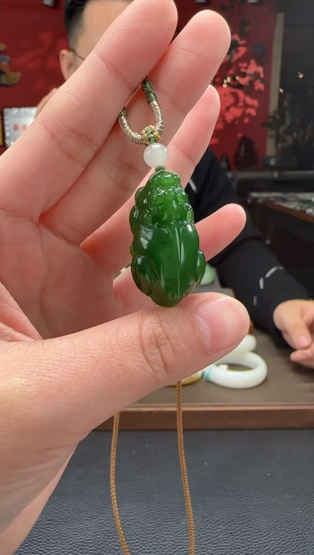 【闪购商品】和田玉颈饰未镶嵌碧玉貔貅