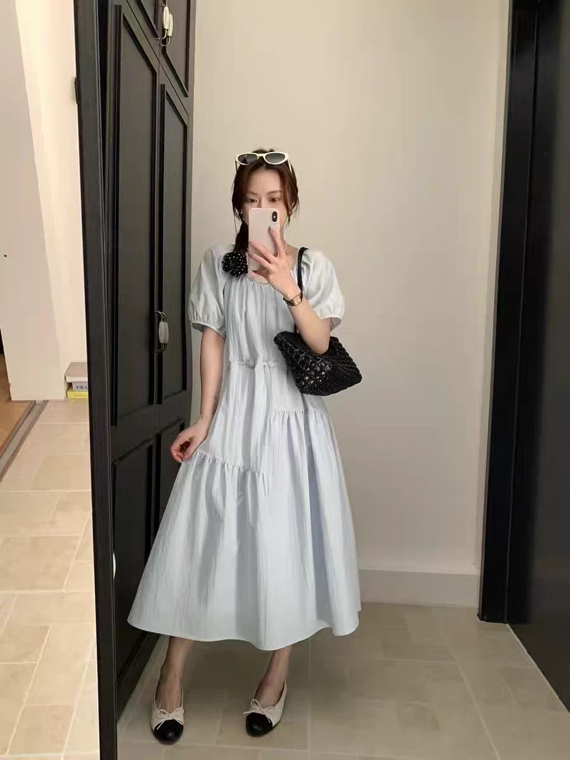 421-1夏季新款裙子茶歇法式收腰显瘦a版泡泡袖方领连衣裙