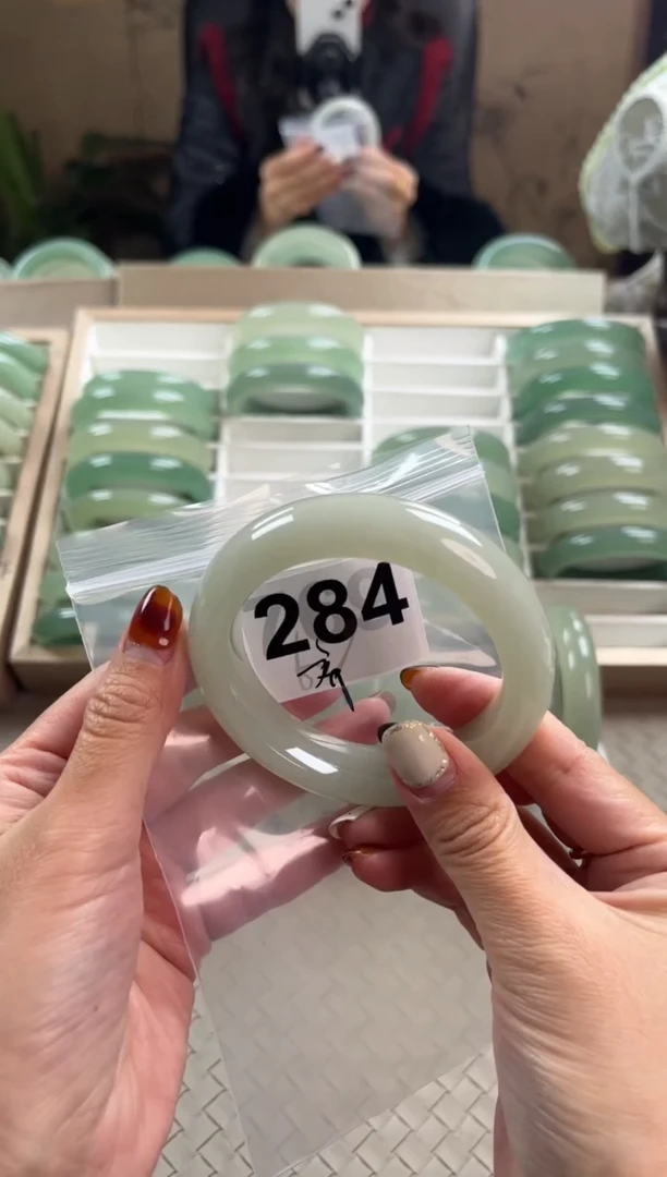 未镶嵌手镯石英质玉霁*✨284