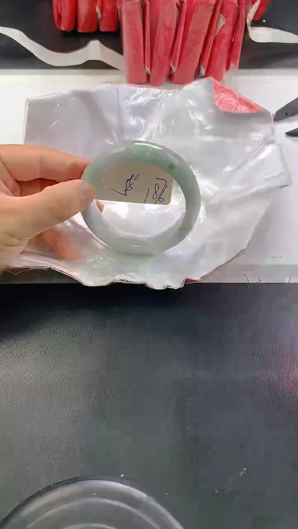 未镶嵌手镯翡翠187