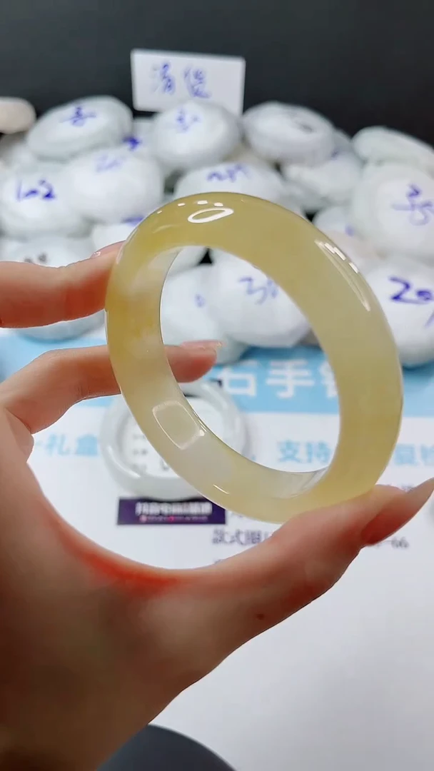 未镶嵌手镯石英质玉多样性发货V302-62
