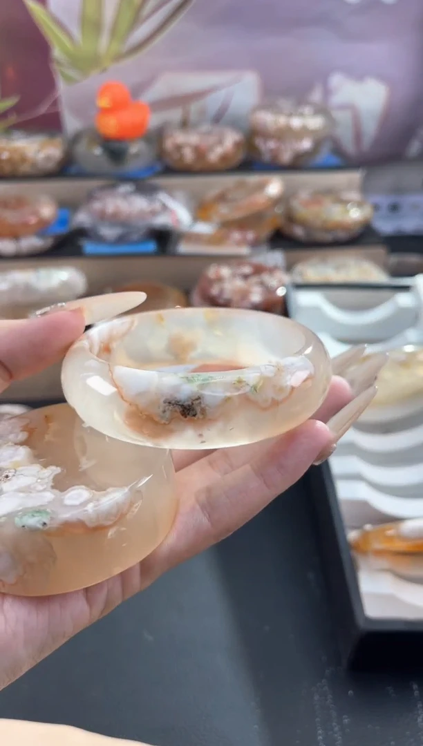 未镶嵌手镯石英质玉61