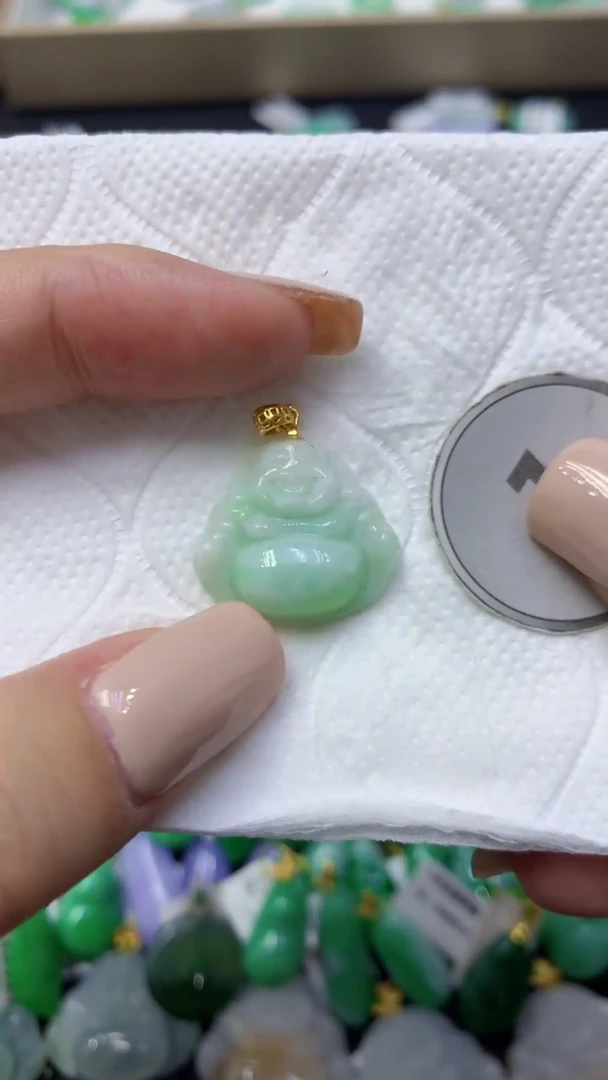 颈饰未镶嵌翡翠天然缅甸翡翠A货