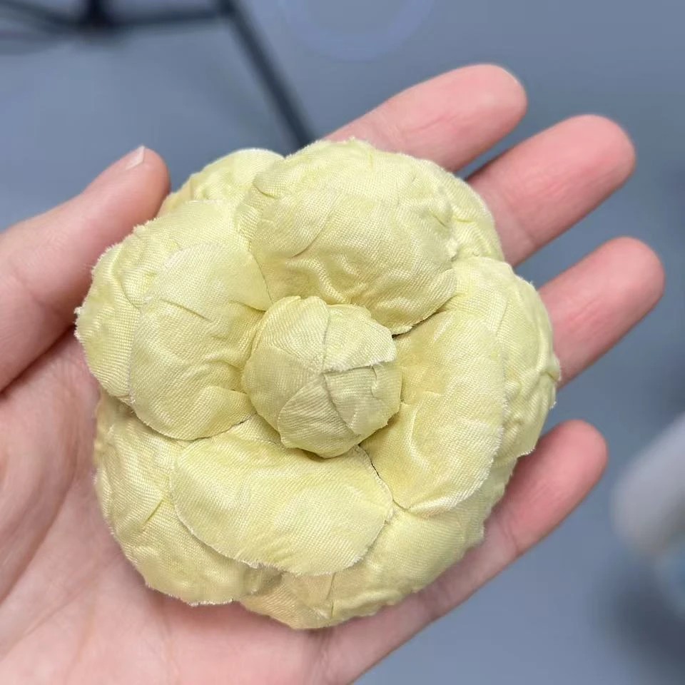 非金属布艺胸针 剀剀莉 新款黄色手工时尚甜美气质山茶花胸针