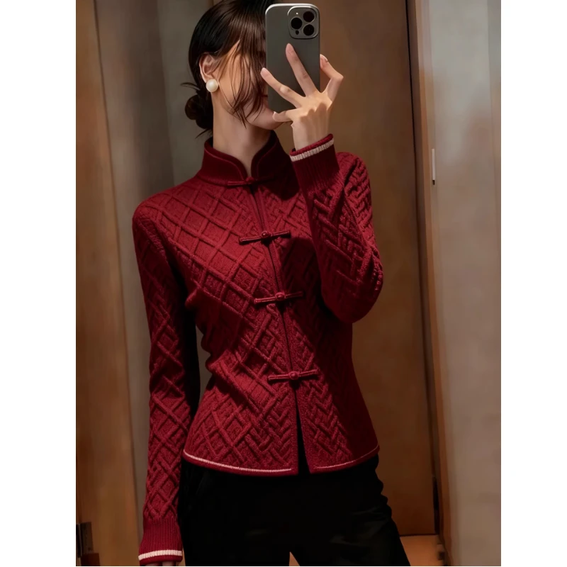 新中式国风立领盘扣红色针织开衫女秋冬新款洋气时尚复古显瘦上衣