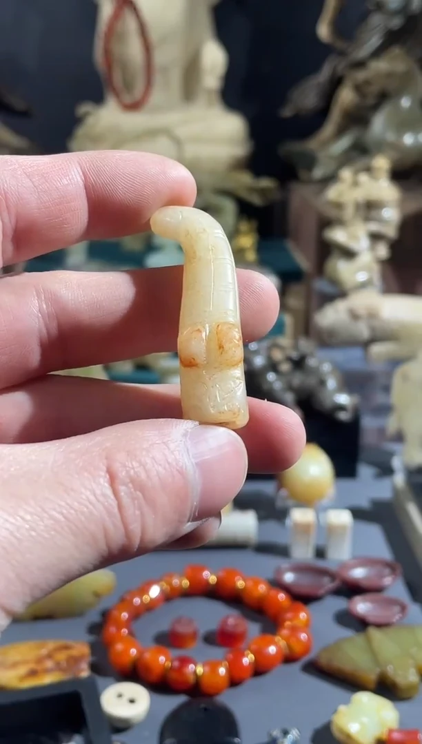 未镶嵌和田玉（糖玉）挂件1