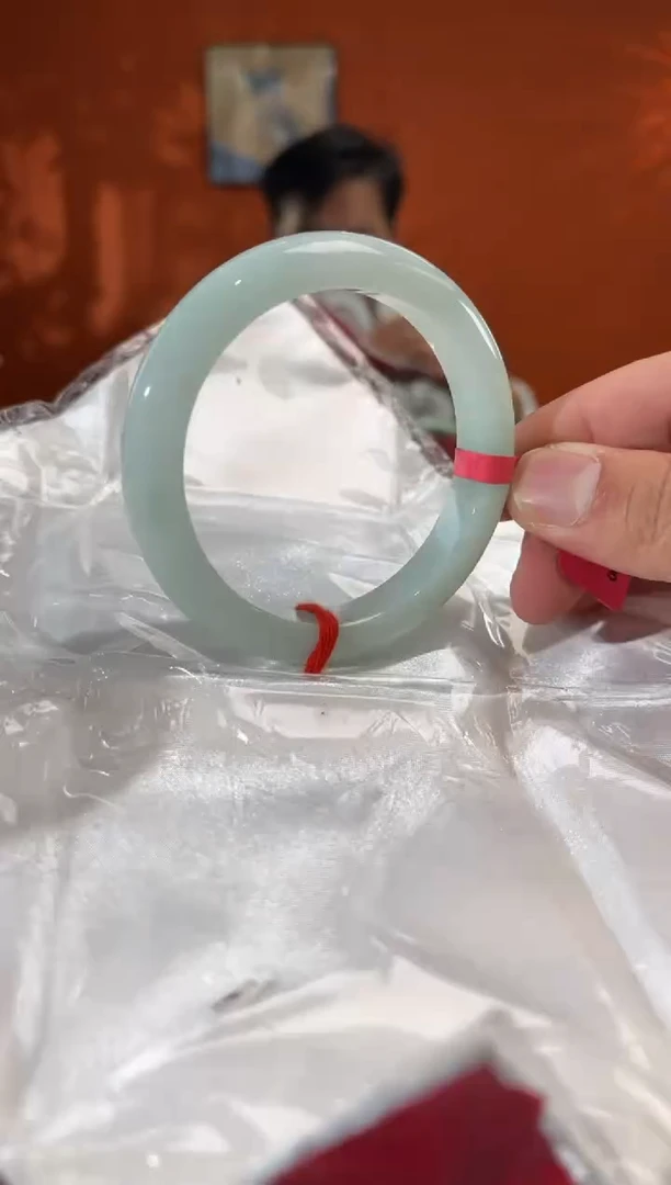 未镶嵌手镯翡翠2