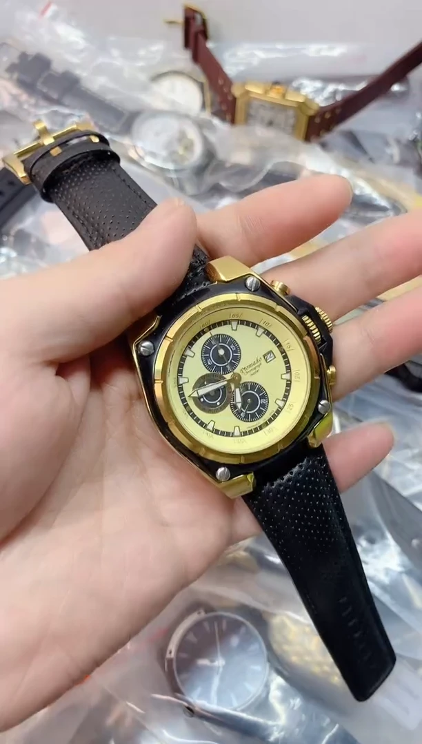 Swiss机芯男士金表