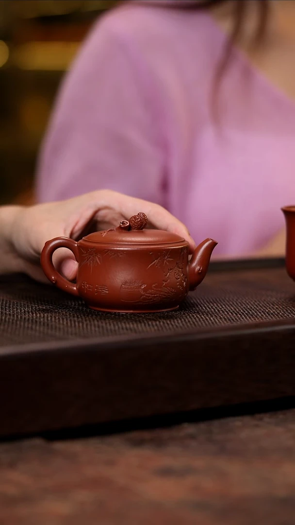 佛手刻绘 孟臣朱泥