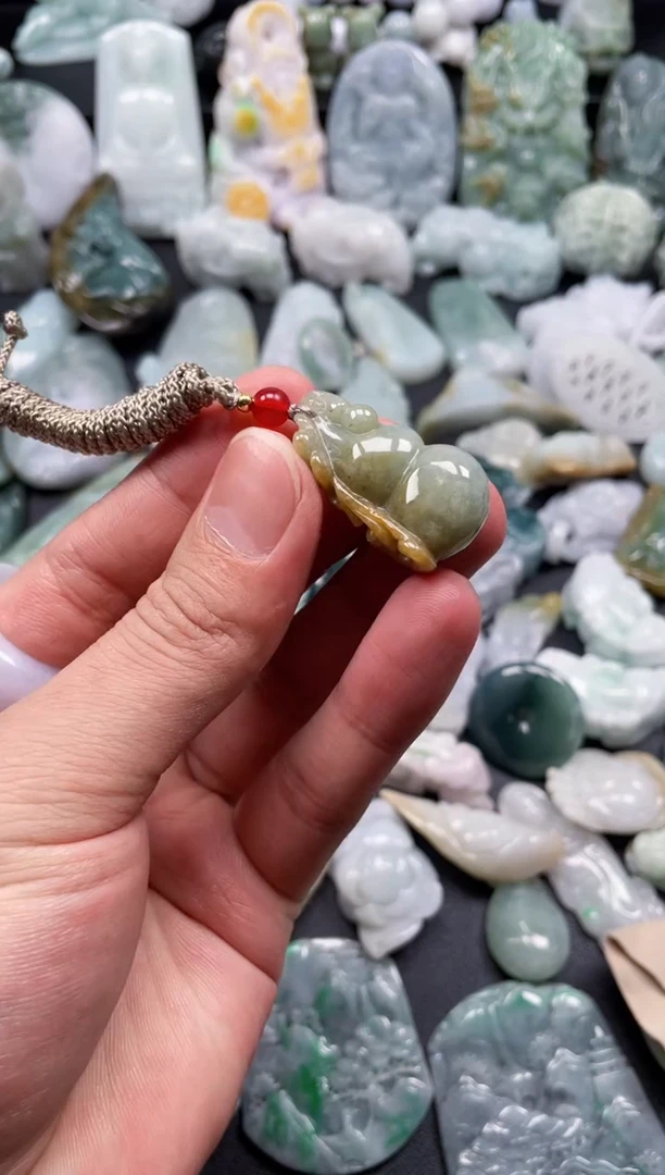 翡翠未镶嵌颈饰天然翡翠a货