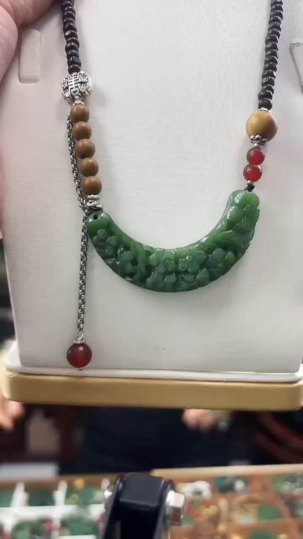 颈饰未镶嵌和田玉玉衡