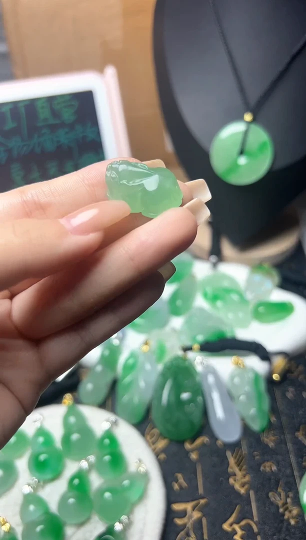 颈饰未镶嵌翡翠所见即所得,一图一物