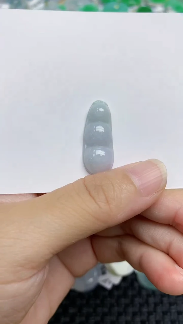 翡翠未镶嵌颈饰天然A货翡翠