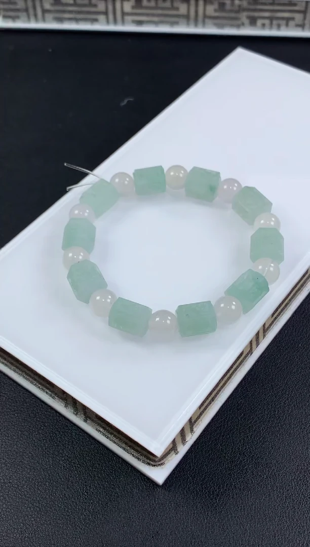 未镶嵌定制翡翠恩****市翡翠