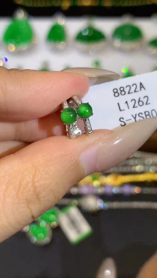 翡翠18K金镶嵌耳饰L1262多样性发其一