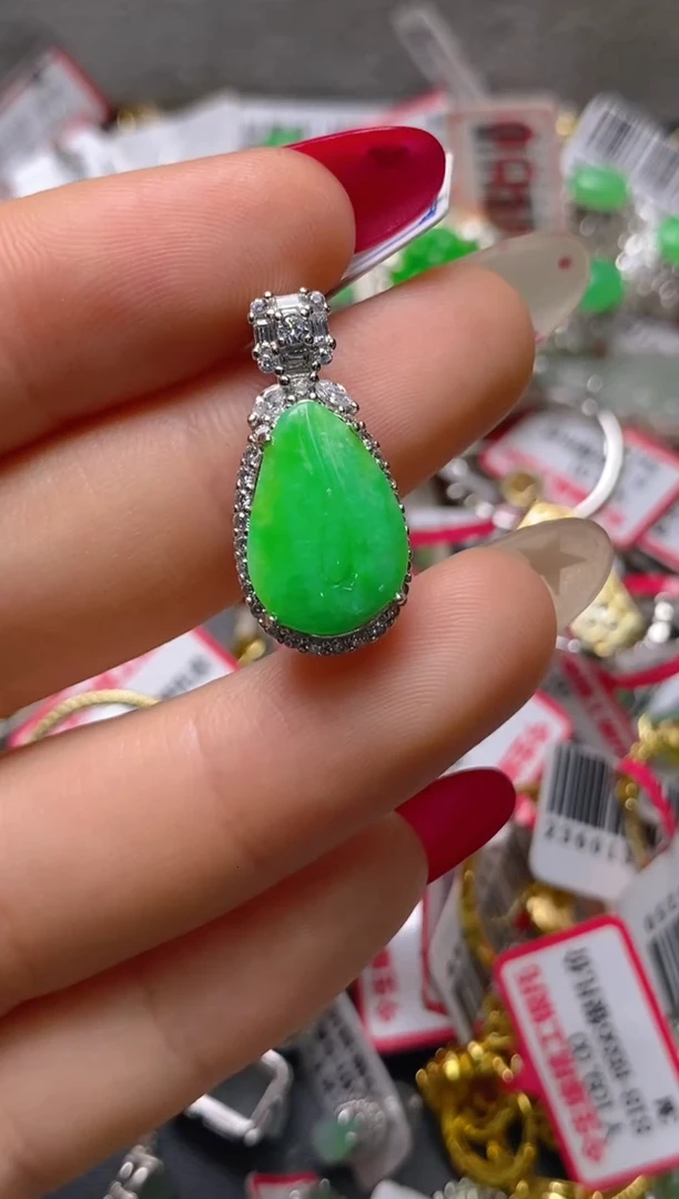 银S925镶嵌戒指翡翠百内无证书