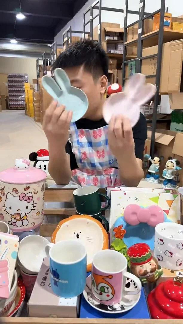 其他蓝色加粉色米菲兔小碟子