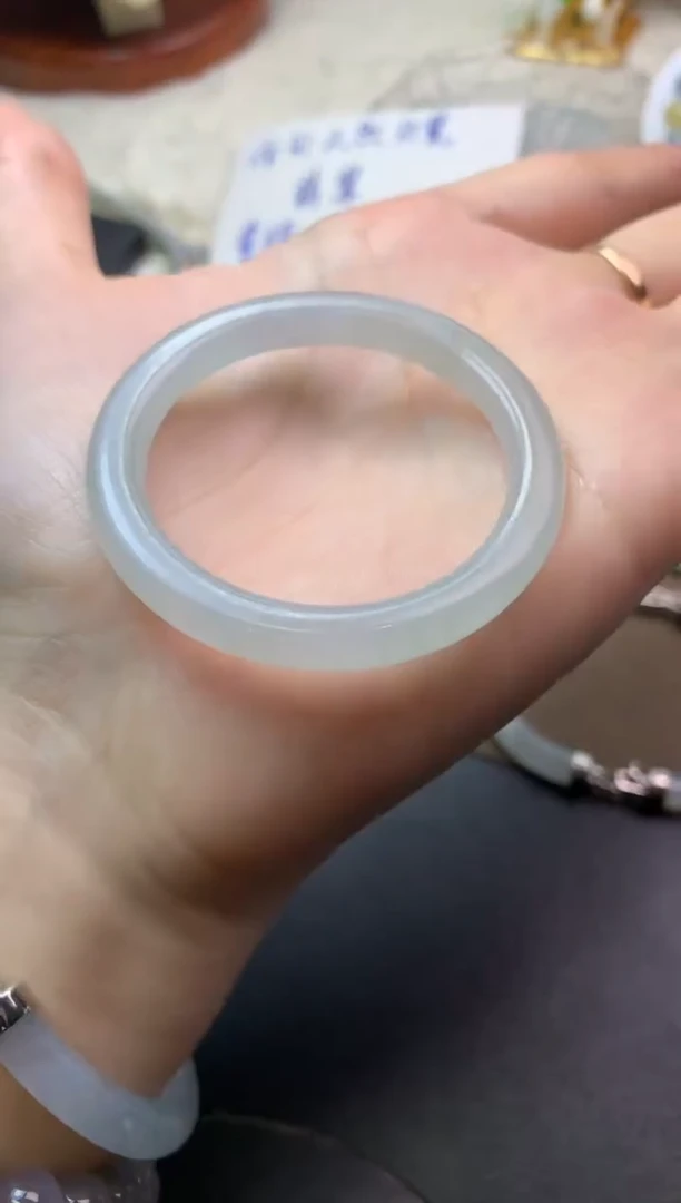 未镶嵌定制翡翠毛货