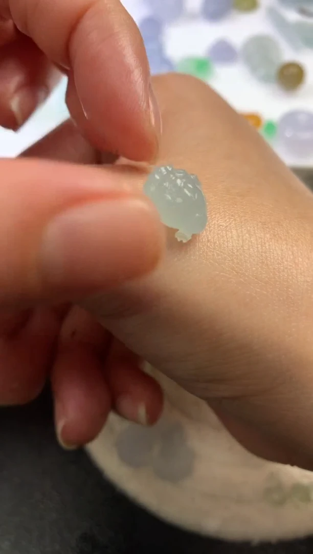 未镶嵌定制翡翠毛货