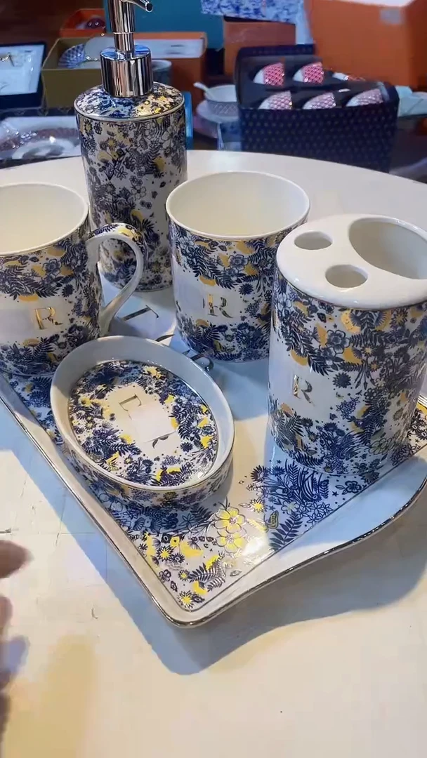 杯鸿辉家品牌瓷器，京东包邮！