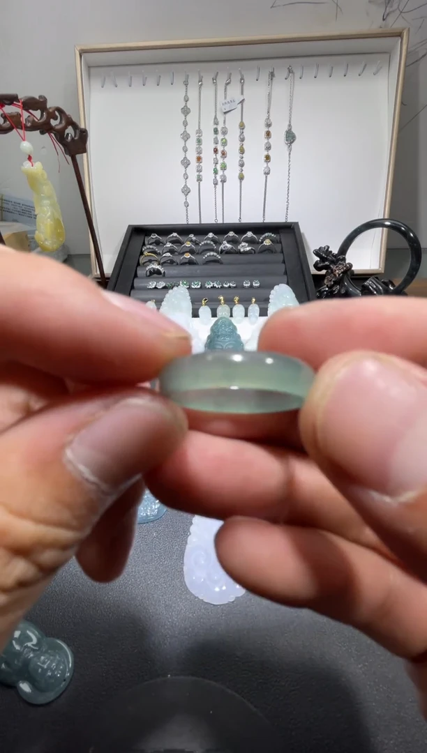 吊坠(不含链)未镶嵌翡翠天然翡翠A货