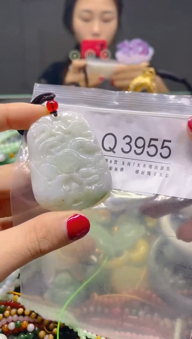 颈饰未镶嵌翡翠/Q/翡翠A货，一件也是批发价