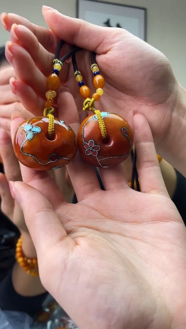 琥珀未镶嵌珠宝奇石T021假一罚十，多样性发一件