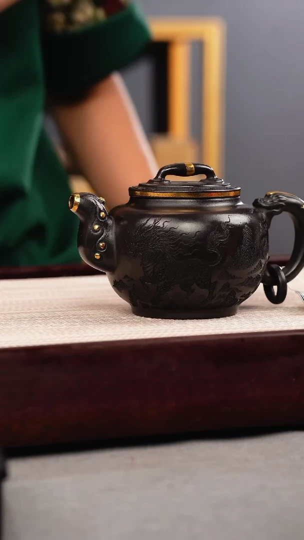 茶壶紫砂石黄 如意鼓壶 麒麟 描金