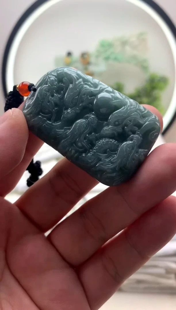 颈饰未镶嵌翡翠九龙1