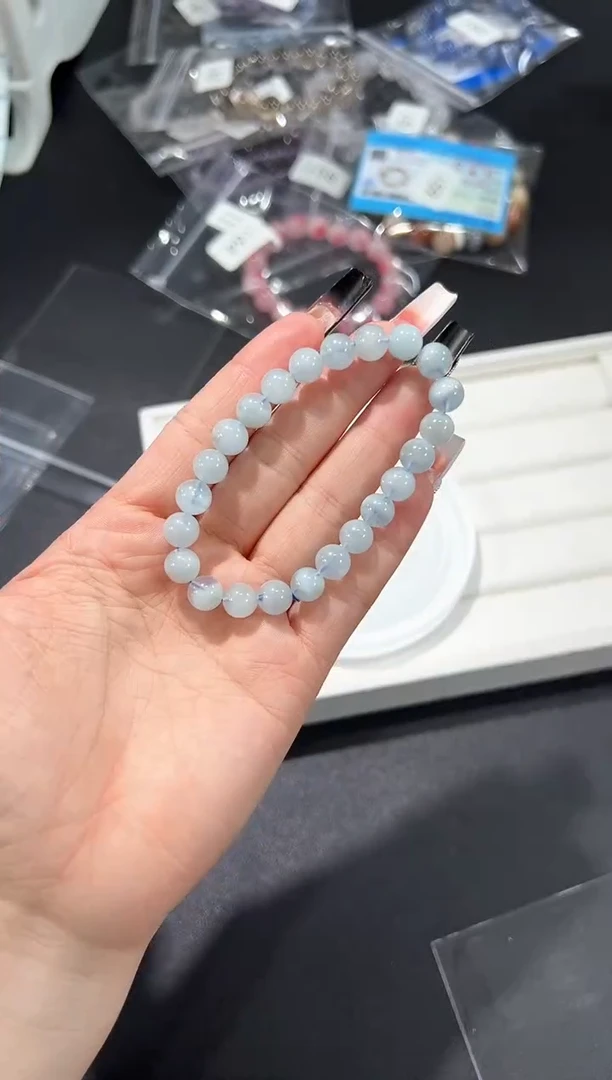 无无68i多样性发其一【1条】默认微瑕